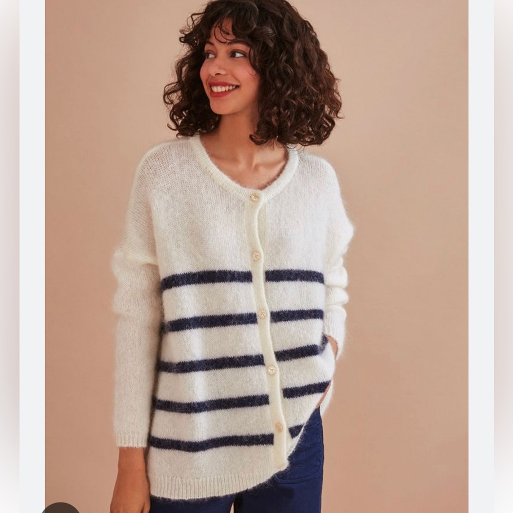 Women's Striped White and Blue Sweater